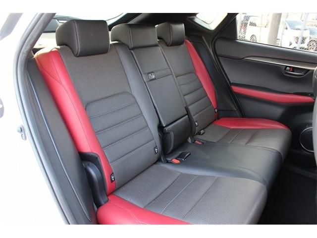 TOYOTA LEXUS NX300H 2018 Image 31