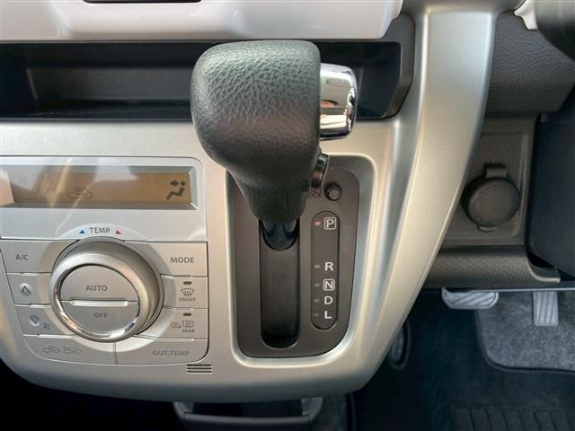 SUZUKI HUSTLER 2017 Image 31