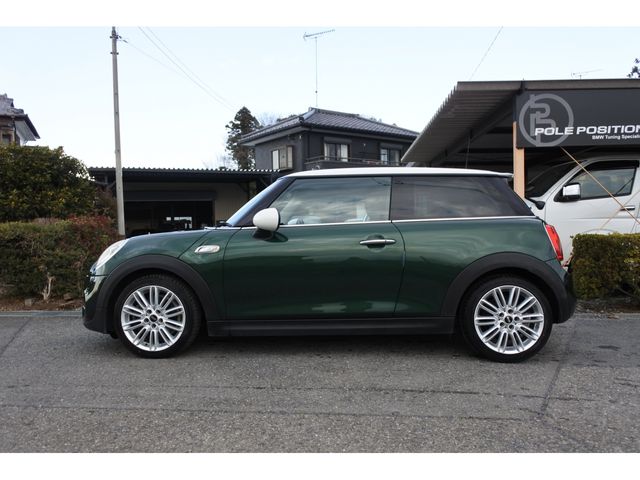 BMW MINI COOPER SD 2017 Image 31