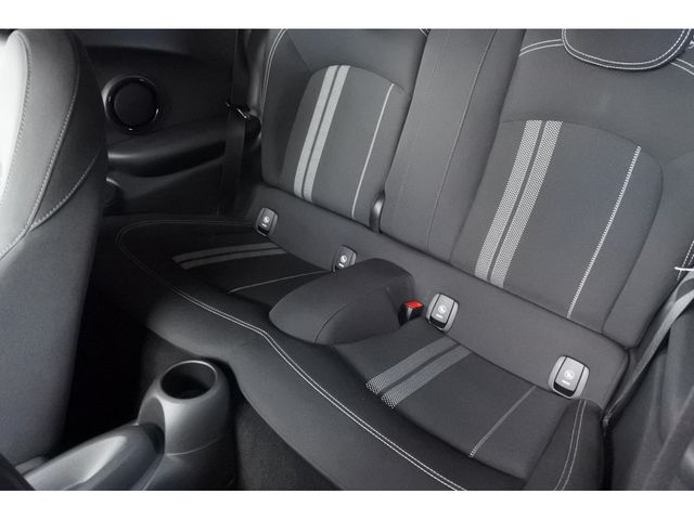 BMW MINI COOPER SD 2017 Image 31