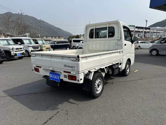 DAIHATSU HIJET TRUCK 4WD 2016 Image 31