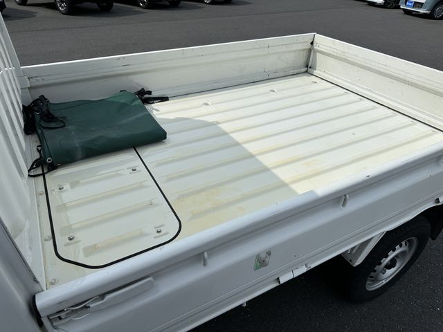 DAIHATSU HIJET TRUCK 4WD 2016 Image 31