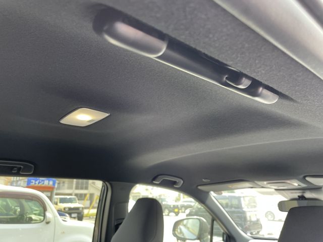 TOYOTA COROLLA CROSS HYBRID 2025 Image 31