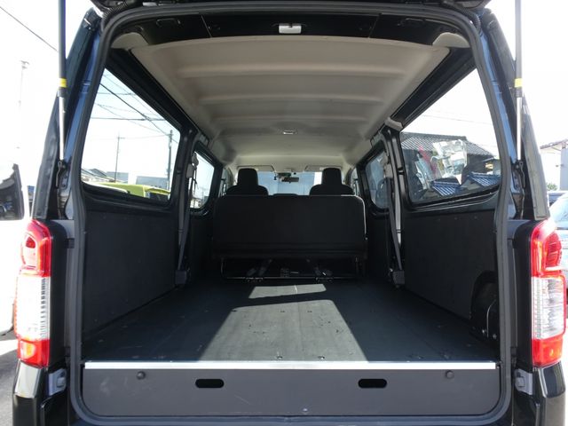 NISSAN CARAVAN VAN 2WD 2022 Image 31