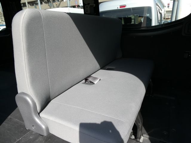 NISSAN CARAVAN VAN 2WD 2022 Image 31