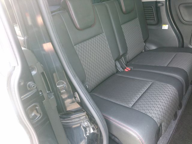 SUZUKI SPACIA CUSTOM 2020 Image 31