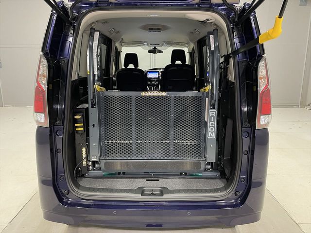 NISSAN SERENA  S-HYBRID 2019 Image 31