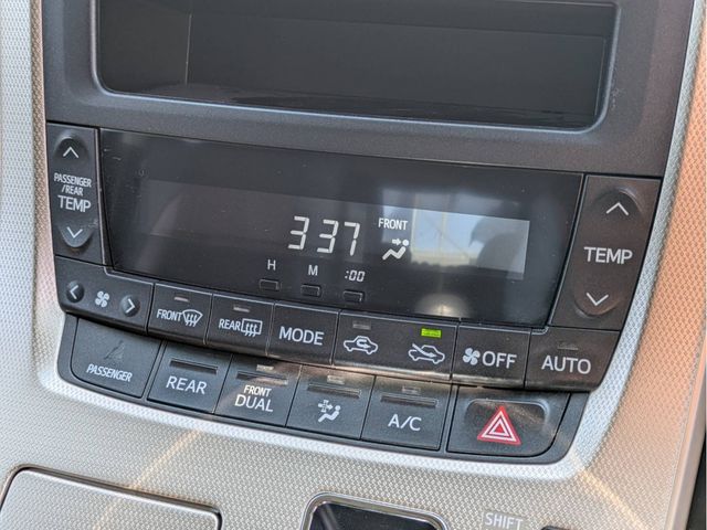 TOYOTA ALPHARD 2013 Image 31