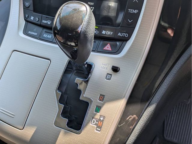 TOYOTA ALPHARD 2013 Image 31