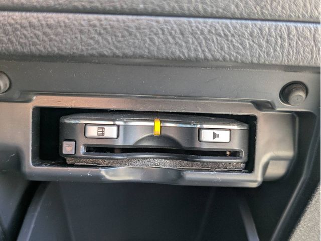 TOYOTA ALPHARD 2013 Image 31