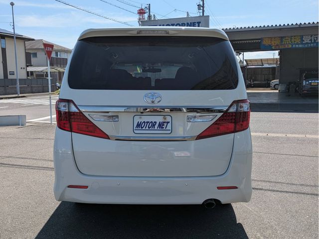TOYOTA ALPHARD 2013 Image 31