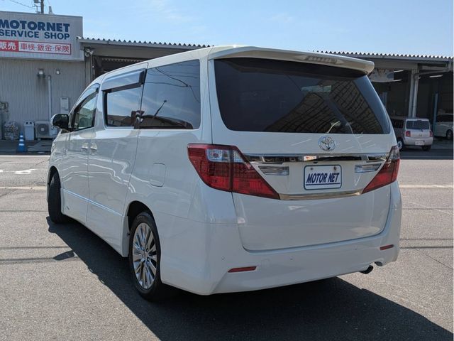TOYOTA ALPHARD 2013 Image 31