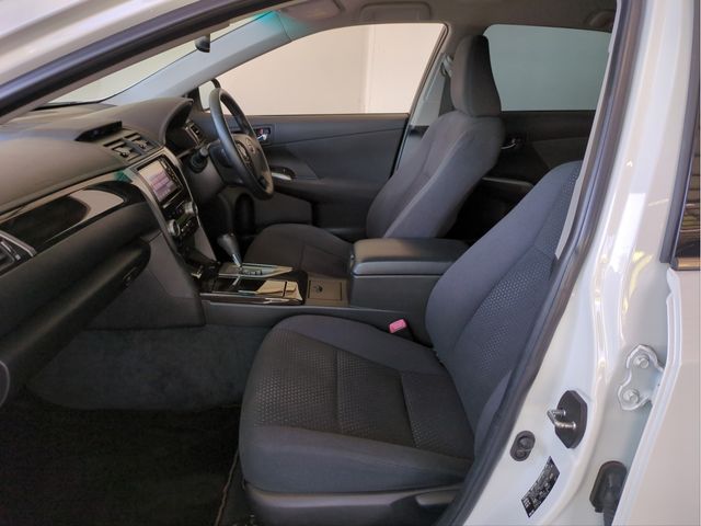 TOYOTA CAMRY HYBRID 2012 Image 31