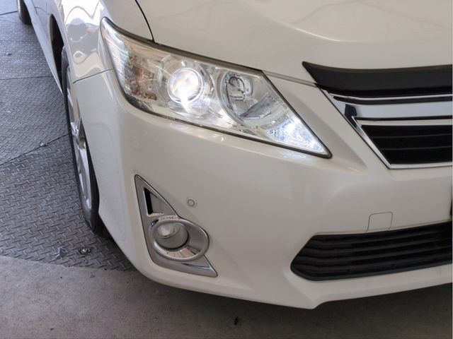 TOYOTA CAMRY HYBRID 2012 Image 31