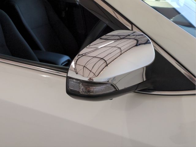 TOYOTA CAMRY HYBRID 2012 Image 31