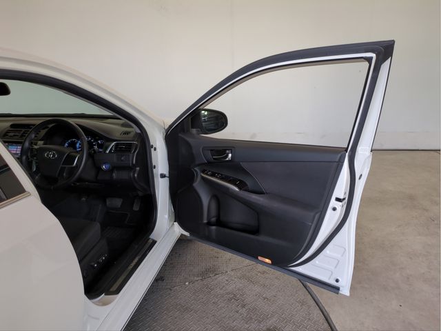 TOYOTA CAMRY HYBRID 2012 Image 31
