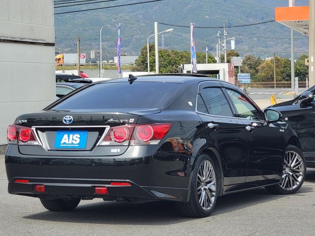 TOYOTA CROWN SEDAN HYBRID 2017 Image 31