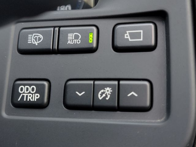 TOYOTA CROWN SEDAN HYBRID 2017 Image 31