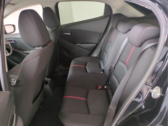 MAZDA DEMIO 2014 Image 31