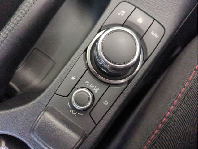 MAZDA DEMIO 2014 Image 31