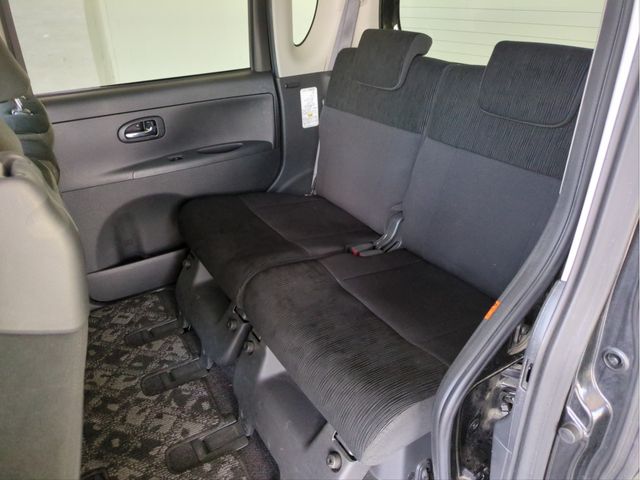 DAIHATSU TANTO CUSTOM 2013 Image 31