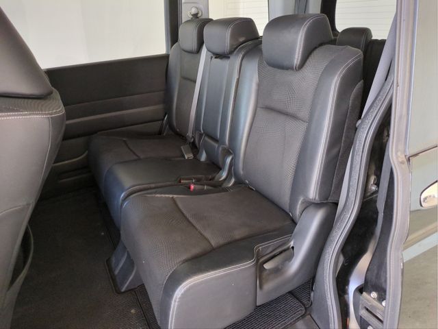 HONDA STEPWAGON SPADA 2013 Image 31