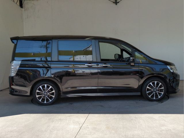 HONDA STEPWAGON SPADA 2013 Image 31