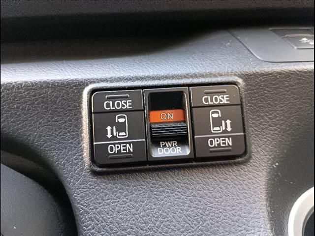 TOYOTA SIENTA HYBRID 2015 Image 31