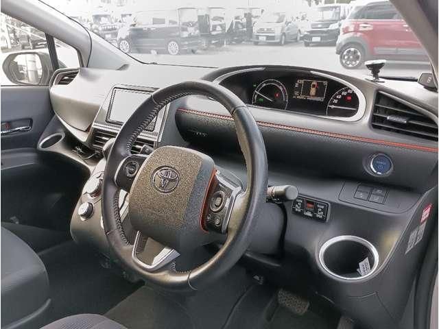 TOYOTA SIENTA HYBRID 2015 Image 31