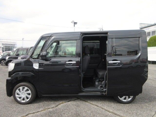 DAIHATSU WAKE 2016 Image 31