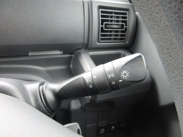 DAIHATSU WAKE 2016 Image 31