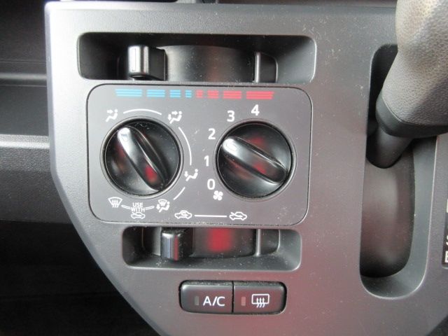 DAIHATSU WAKE 2016 Image 31