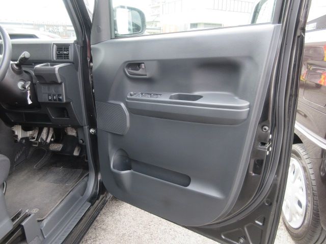 DAIHATSU WAKE 2016 Image 31