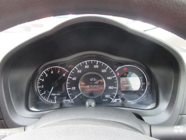 NISSAN NOTE 2016 Image 31