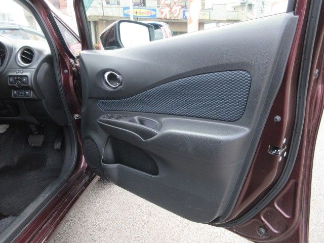 NISSAN NOTE 2016 Image 31