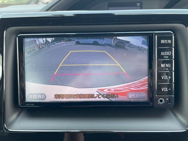 TOYOTA NOAH 2018 Image 31