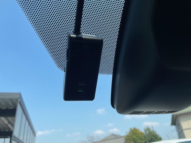 TOYOTA NOAH 2018 Image 31