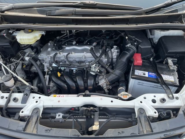 TOYOTA NOAH 2018 Image 31