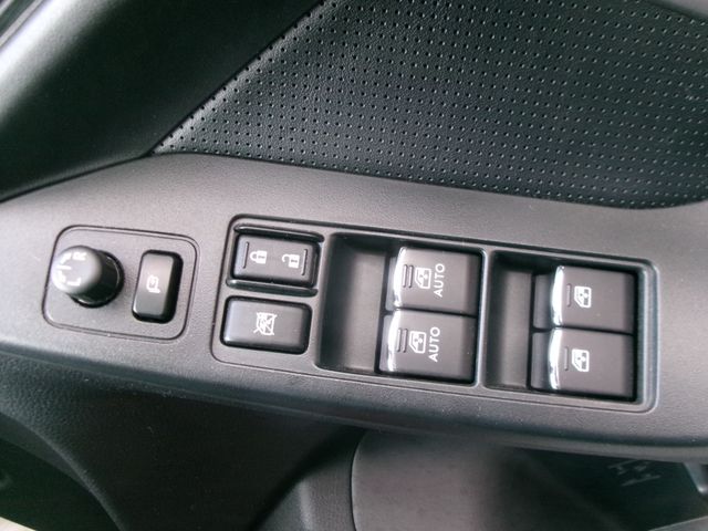 SUBARU FORESTER 2015 Image 31