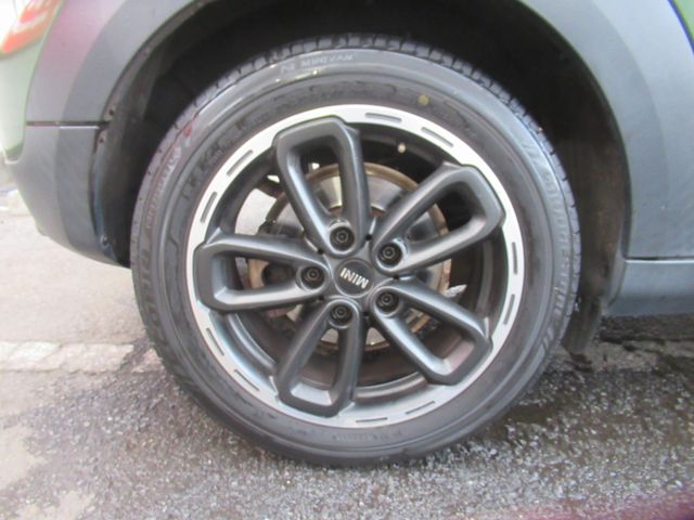 BMW MINI COOPER D CR 2015 Image 31