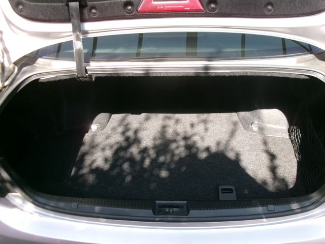 TOYOTA CROWN SEDAN 2009 Image 31