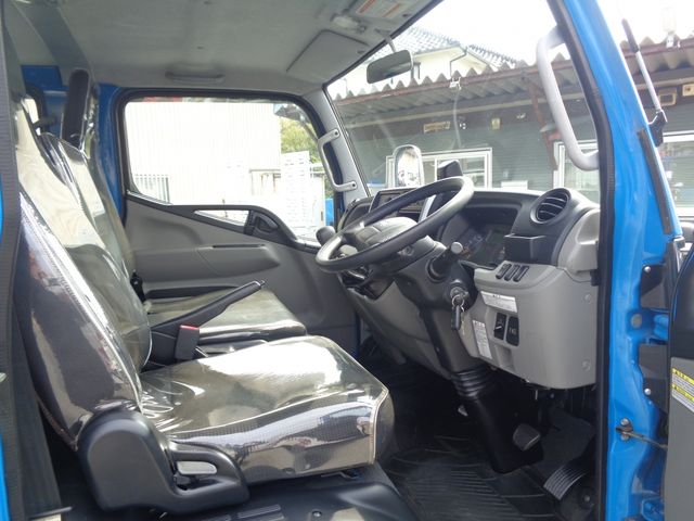 MITSUBISHI CANTER 2019 Image 31