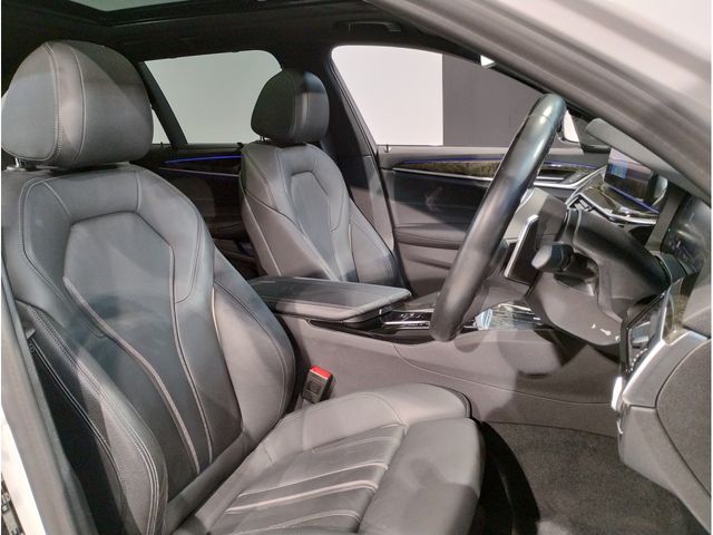 BMW 5SERIES TOURING 2021 Image 31