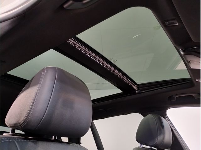 BMW 5SERIES TOURING 2021 Image 31