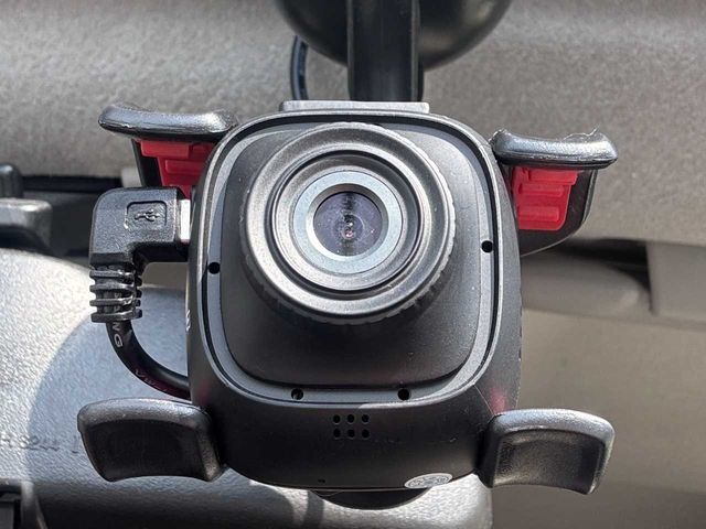 DAIHATSU CAST STYLE 2017 Image 31