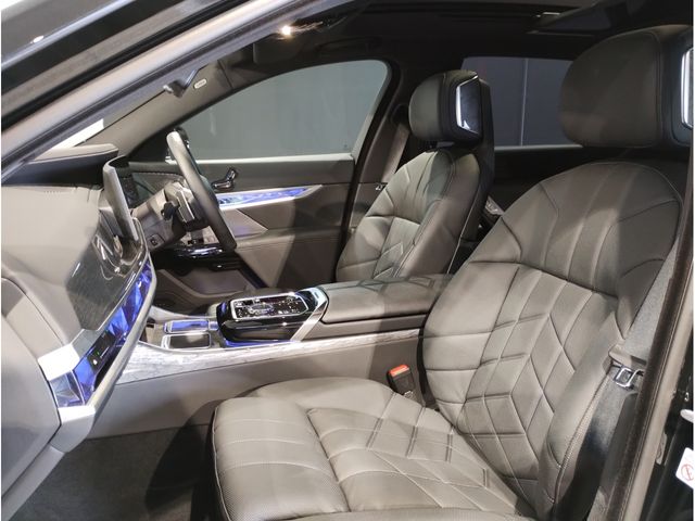 BMW 7SERIES 2023 Image 31