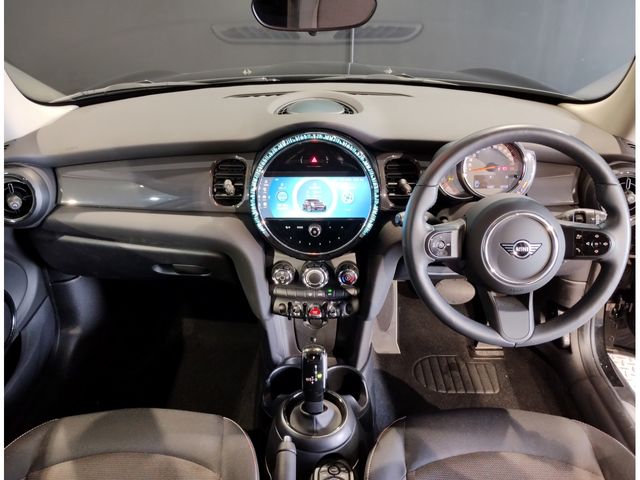 BMW MINI ONE 2023 Image 31