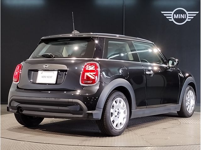 BMW MINI ONE 2023 Image 31