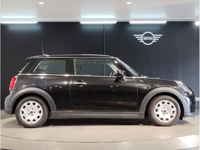 BMW MINI ONE 2023 Image 31