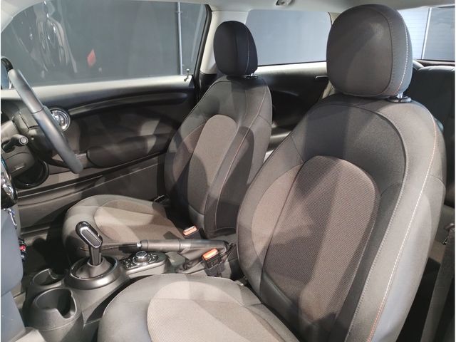 BMW MINI ONE 2023 Image 31